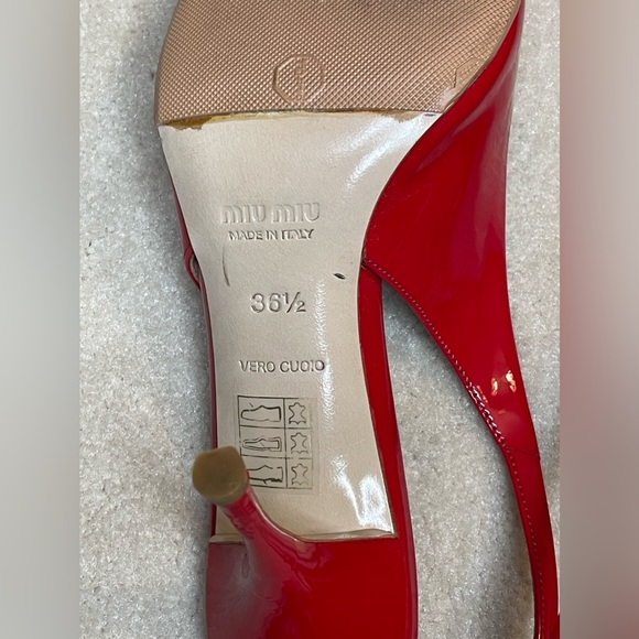 Miu Miu patent leather slingback heels - Picture 7 of 10